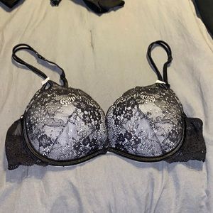 36B Victoria Secret Lace Bra